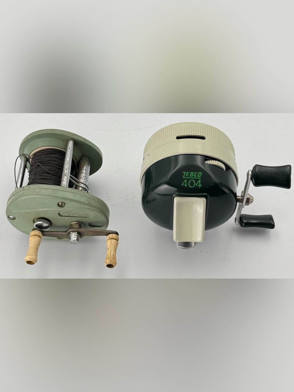 Vintage fishing reel Duo - Zebco 404 + Shakespeare No. 1633 cabin lake decor